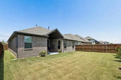 Exterior - 1919 Huron Dr, Forney, TX 75126 photo 2 of 4
