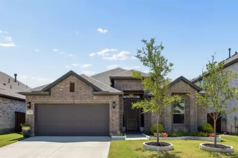 1919 Huron Dr, Forney, TX 75126