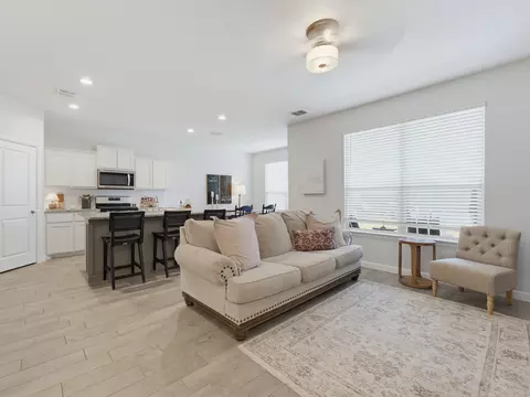 Living - 156 Waterbend Cv, Boyd, TX 76023 photo 2 of 2