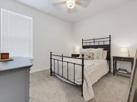 Bedroom - 156 Waterbend Cv, Boyd, TX 76023 photo 2 of 3