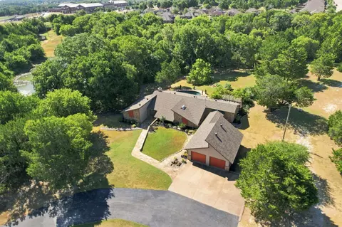 3840 Mockingbird Ln, Midlothian, TX 76065
