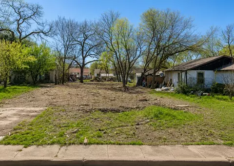 1530 Mentor Ave, Dallas, TX 75216