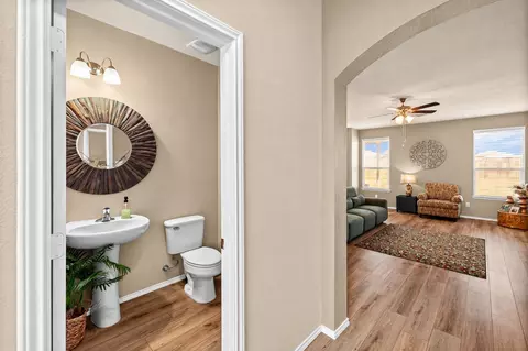 Entry Way - 2816 Brosnan Rd, Lorena, TX 76655 photo 3 of 6