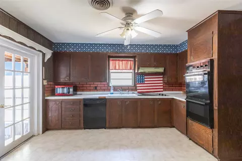 Kitchen - 147 County Road 210, Haskell, TX 79521 photo 1 of 1