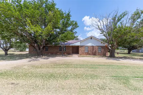 Exterior - 147 County Road 210, Haskell, TX 79521 photo 1 of 7