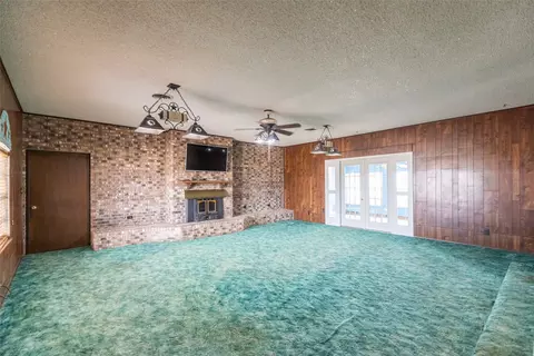 Living - 147 County Road 210, Haskell, TX 79521 photo 4 of 6