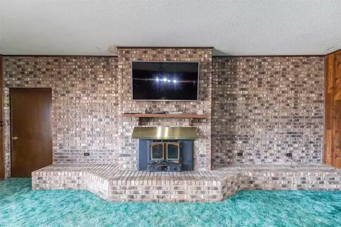 Living - 147 County Road 210, Haskell, TX 79521 photo 5 of 6