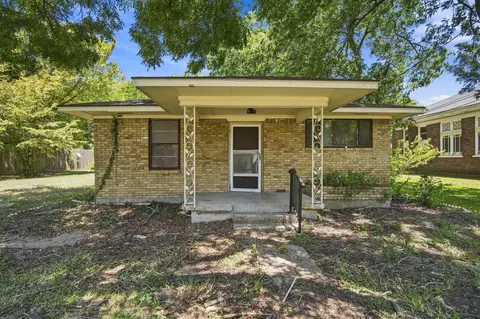 204 Methodist St, Red Oak, TX 75154
