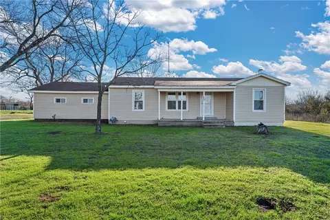 1000 Walker St, Marlin, TX 76661