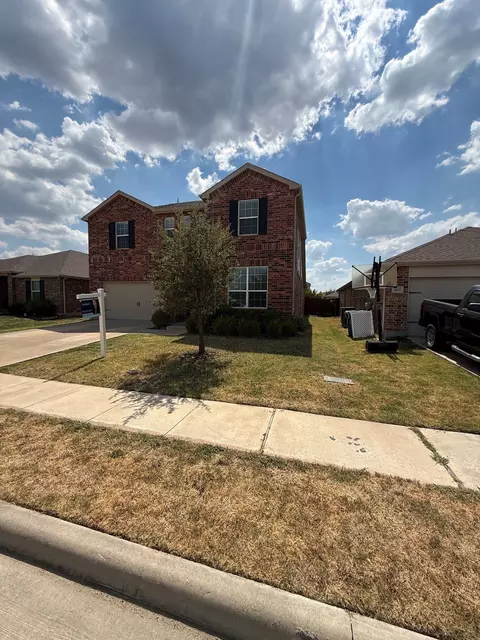 1009 Norias Dr, Forney, TX 75126