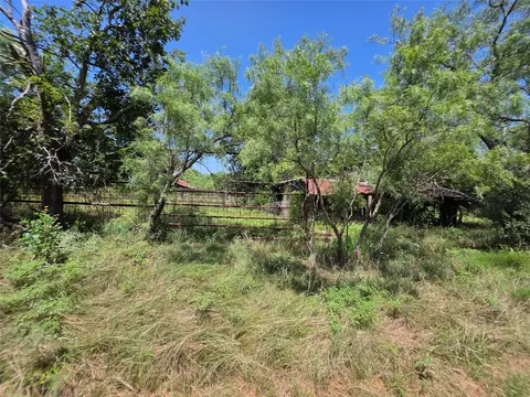 450 County Road 250, Gustine, TX 76455 photo 3
