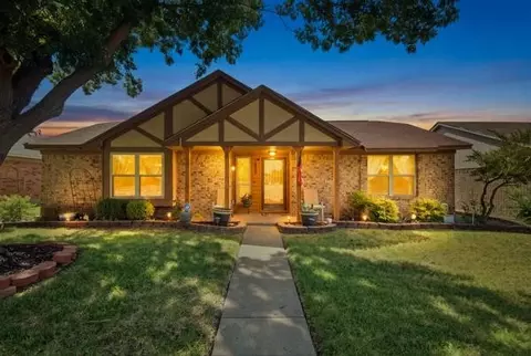 1500 Laredo Ln, Mesquite, TX 75150