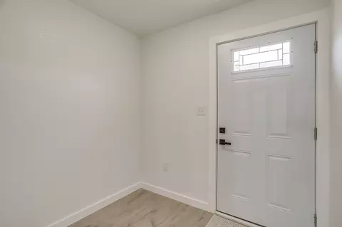 Entry Way - 308 E South, Itasca, TX 76055 photo 1 of 1