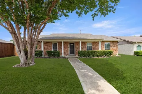 6005 Blair Oaks Dr, The Colony, TX 75056