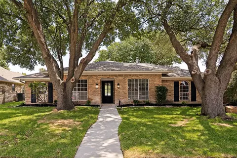 3402 Carla Dr, Rowlett, TX 75088