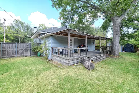 Exterior - 603 Johnson St, Terrell, TX 75160 photo 2 of 5