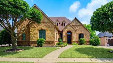 7713 Silverleaf Dr, North Richland Hills, TX 76182
