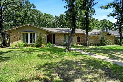 130 Nottingham Cir, Bridgeport, TX 76426