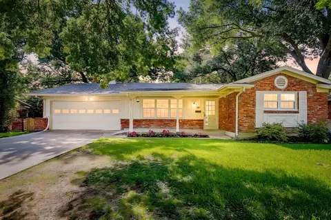 5817 Trail Lake Dr, Fort Worth, TX 76133