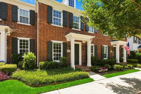 8724 Ice House Dr, North Richland Hills, TX 76180