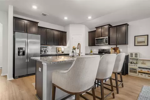 Kitchen - 3204 Autry Rd, Lorena, TX 76655 photo 2 of 3