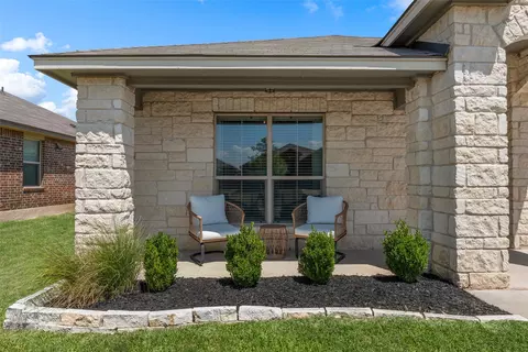 Exterior - 3204 Autry Rd, Lorena, TX 76655 photo 4 of 9