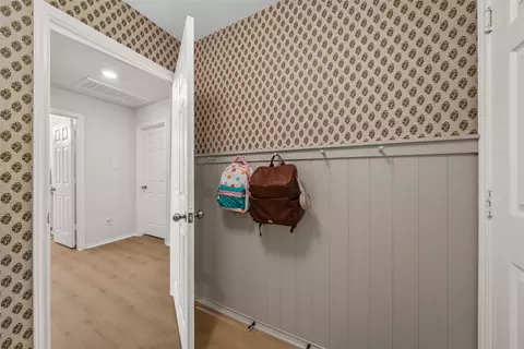 Entry Way - 3204 Autry Rd, Lorena, TX 76655 photo 6 of 6