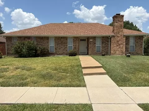 1611 Steenson Dr, Carrollton, TX 75007