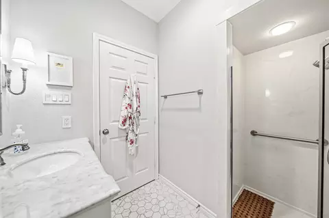 Bath - 3500 Timberleaf Cir, Waco, TX 76708 photo 2 of 7