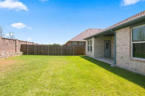 Exterior - 1704 Buzzard Rd, Denton, TX 76205 photo 5 of 6