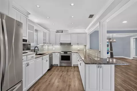 3230 Camelot Dr, Dallas, TX 75229