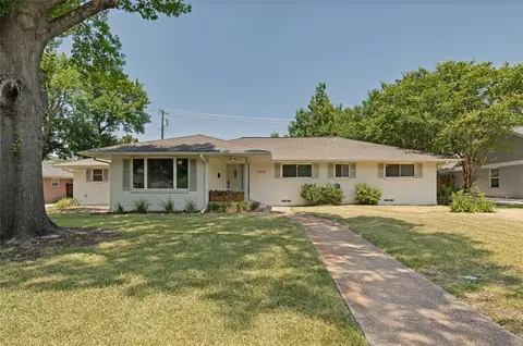 Undisclosed, Dallas, TX 75229