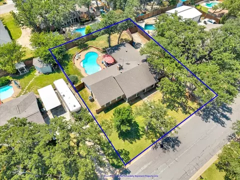 View/Area - 207 Walnut Way, Euless, TX 76039 photo 1 of 4