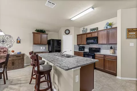 Kitchen - 1104 Ruby Ct, Princeton, TX 75407 photo 1 of 5