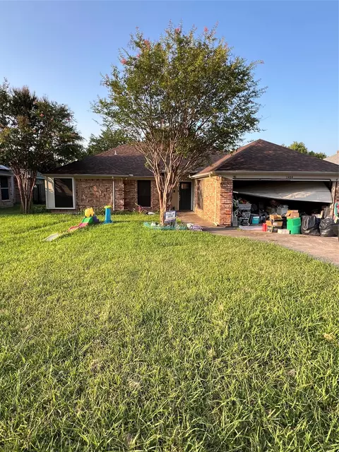 7404 Dana Ln, North Richland Hills, TX 76182