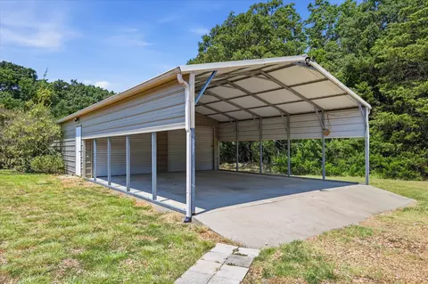 Exterior - 8775 E Fm 273, Ivanhoe, TX 75447 photo 7 of 8