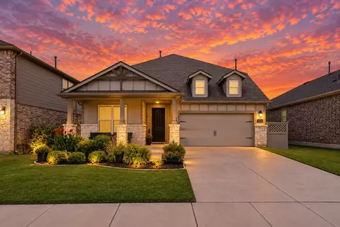 2428 Mockingbird Ct, Northlake, TX 76247