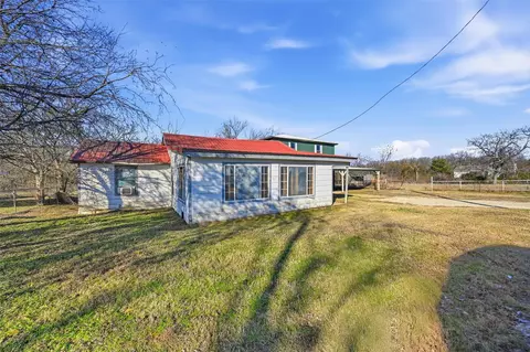 604 S Spears St, Alvarado, TX 76009