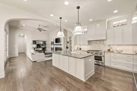 50 Village Ln, Colleyville, TX 76034