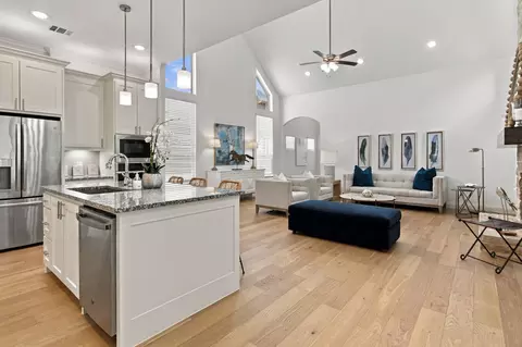 2620 Trinity Trail Way, Fort Worth, TX 76118