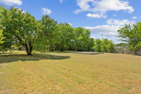 Other - 901 S Old Temple Rd, Lorena, TX 76655 photo 4 of 5