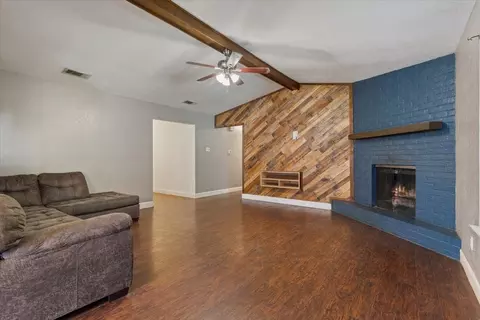 Living - 901 S Old Temple Rd, Lorena, TX 76655 photo 1 of 6