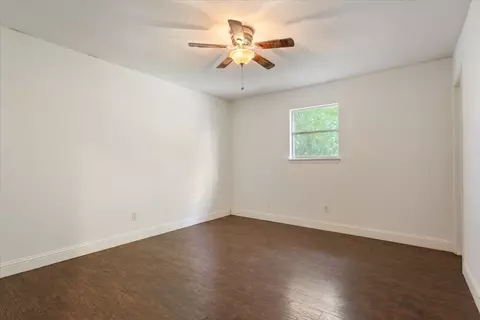Bedroom - 901 S Old Temple Rd, Lorena, TX 76655 photo 1 of 3