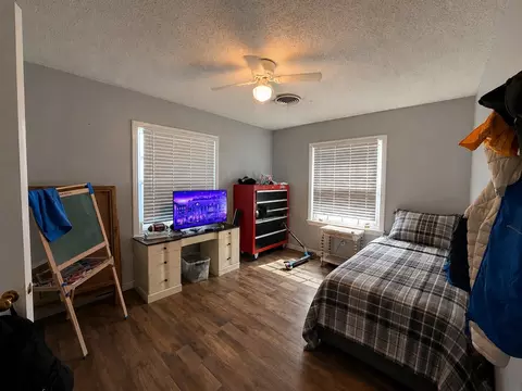 Bedroom - 925 N 6th St, Haskell, TX 79521 photo 4 of 5
