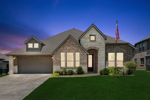 1005 Longbow Ln, Crowley, TX 76036