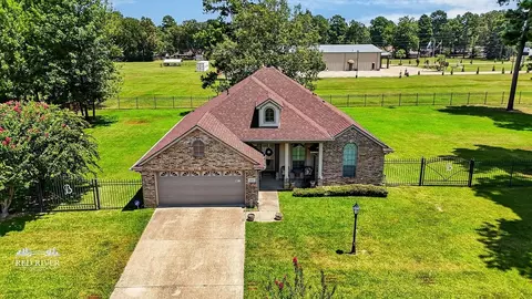 5211 Dalewood Dr, Shreveport, LA 71107