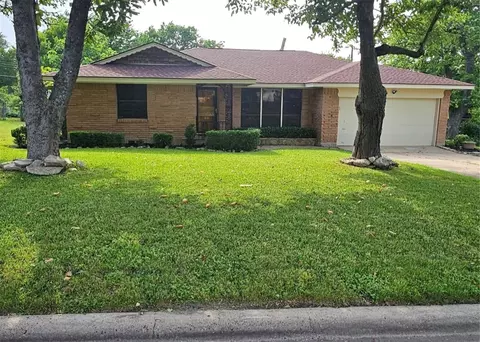 5907 Shady Crest Trl, Dallas, TX 75241