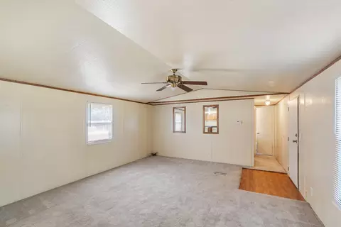Living - 18297 Pine Dr, Eustace, TX 75124 photo 3 of 5