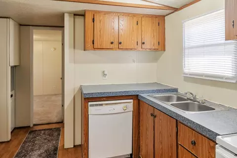 Kitchen - 18297 Pine Dr, Eustace, TX 75124 photo 3 of 3
