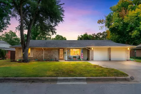 7029 Treehaven Rd, Fort Worth, TX 76116